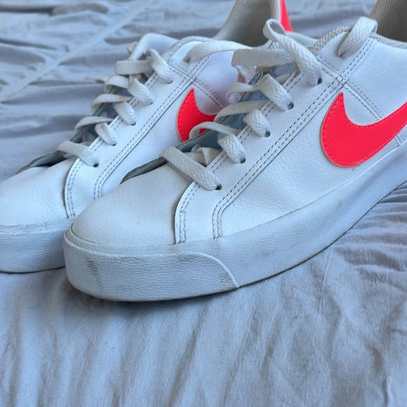 Nike low tops - Picture 8 of 8